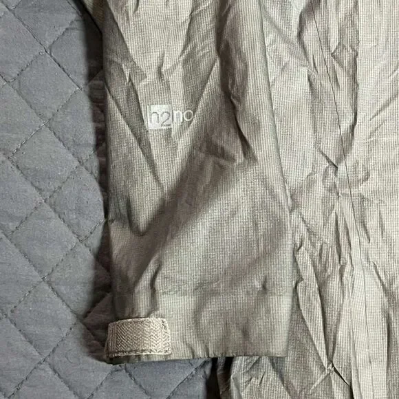 Patagonia Torrentshell H2No Rain JacketMen’s Medium Waterproof Hooded – Gray